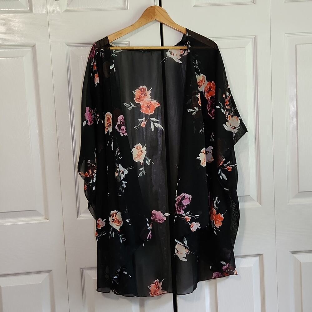 Women's Semi-sheer Black & Floral Lightweight Kimono One‎ Size Casual Party